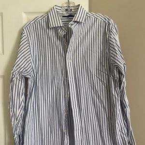 Tommy Hilfiger Mens Button down shirt